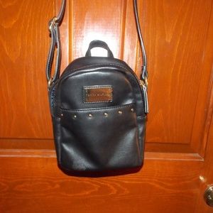 Tommy Hilfiger Bags - Tommy Hilfiger leather black bag small gold Tommy Hilfiger Bags - Tommy Hilfiger leather black bag small gold